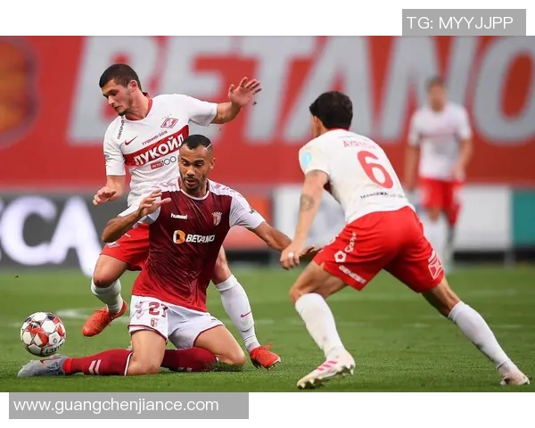 数据揭示：欧联本赛季表现起伏不定